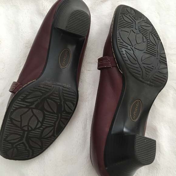 Softspots Leather Mary Jane Dress Shoe, Size 9.5 - Picture 7 of 14